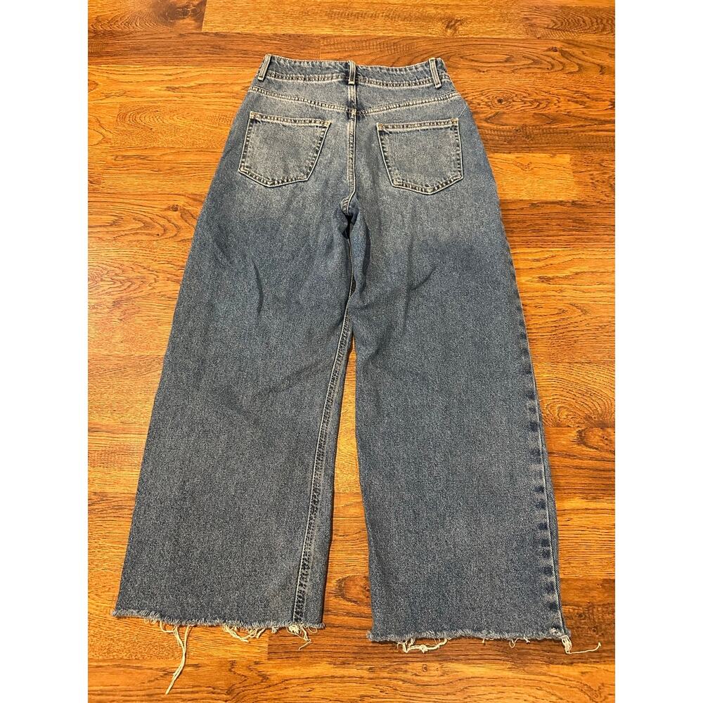 Forever 21 High Rise Wide Leg Jeans Raw Hem Medium Wash Size 24 Modern Denim - Picture 2 of 9